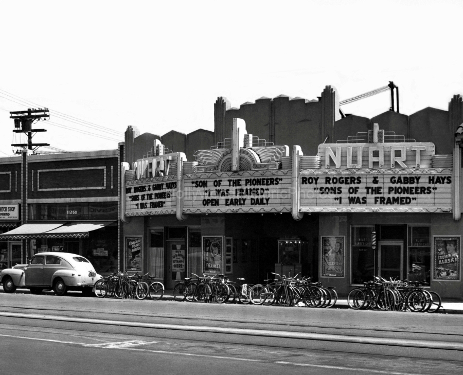 Nuart Theatre  1942 WM.jpg